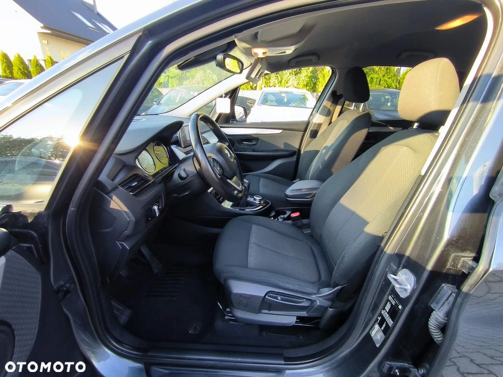 BMW Seria 2 216d GT Sport Line - 31