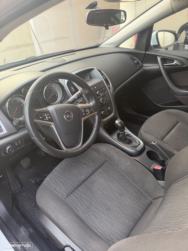 Opel Astra - 2