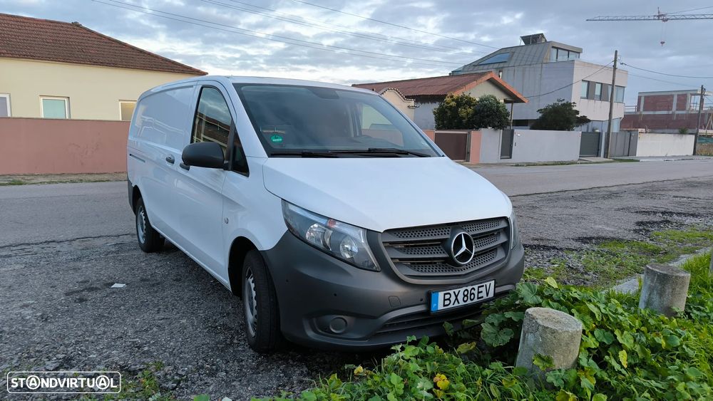 Mercedes-Benz Vito 114, caixa fechada térmica com ar condicionado - 1