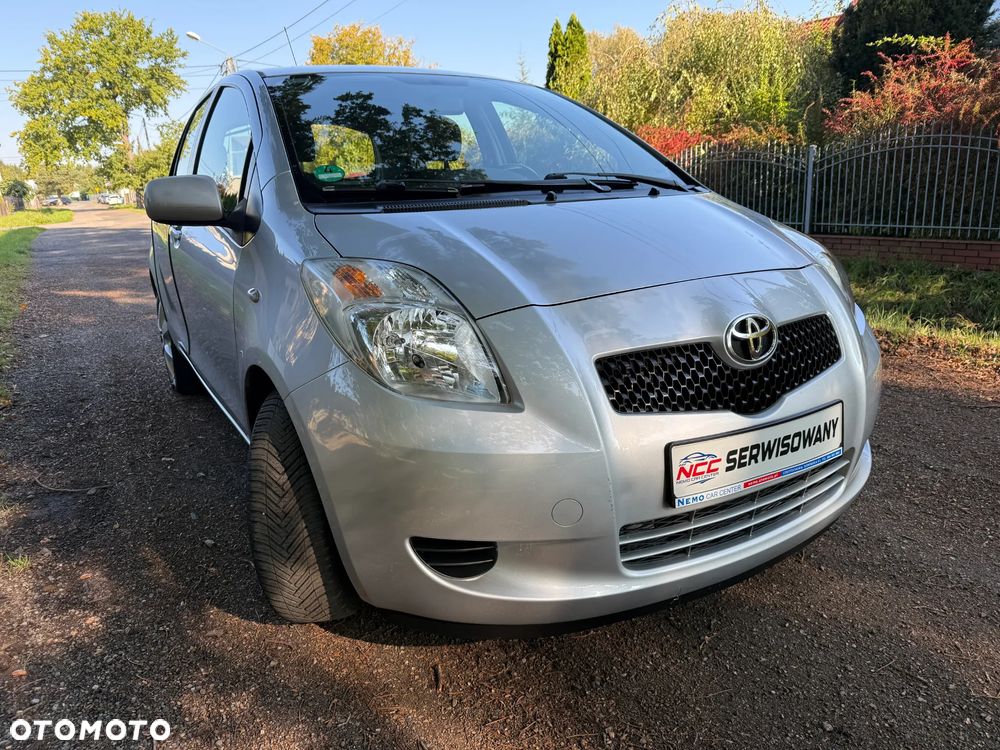 Toyota Yaris 1.0 Sol - 5