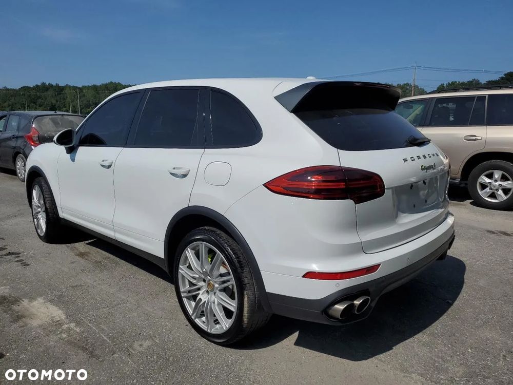 Porsche Cayenne S E-Hybrid Platinum Edition - 2