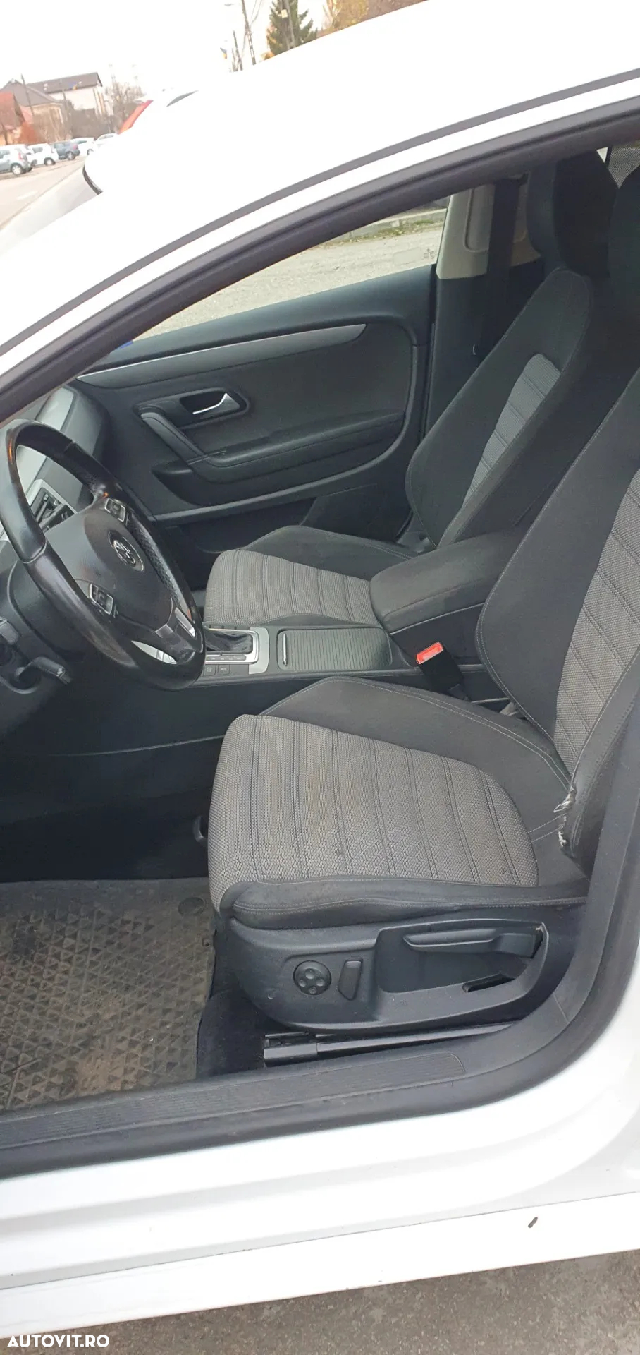Volkswagen Passat 2.0 TDI 4Motion DSG BlueMotion Tech Exclusive - 8