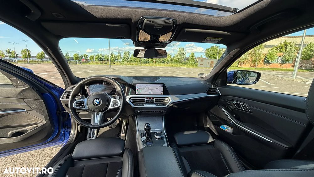 BMW Seria 3 330i AT - 7