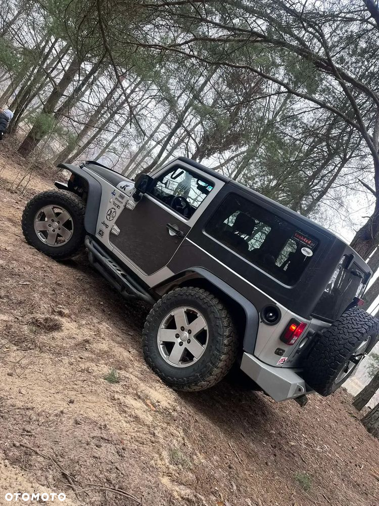 Jeep Wrangler - 9