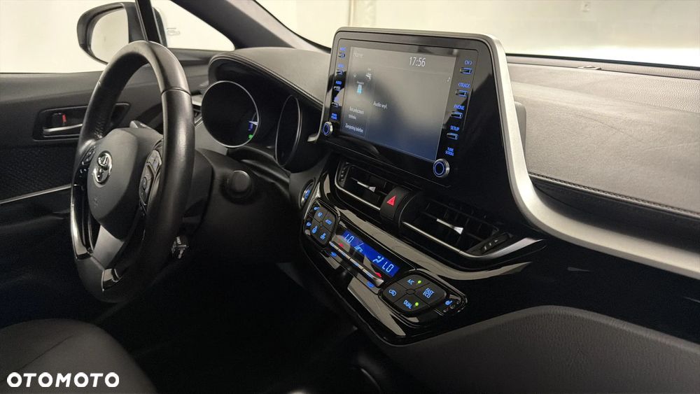 Toyota C-HR Flow - 24