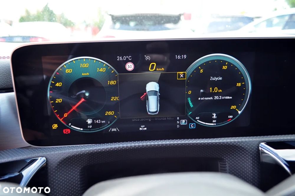 Mercedes-Benz CLA 200 AMG Line 7G-DCT - 20