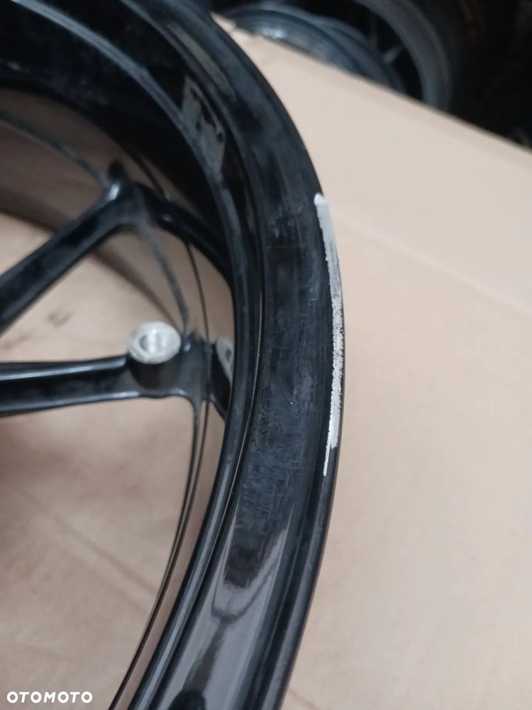 BMW S 1000 XR 15-19 FELGA TYŁ 17 x 6.00 85711760 - 5