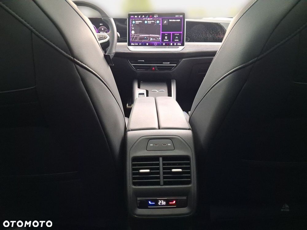 Volkswagen Passat - 29