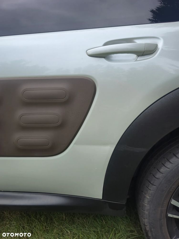 Citroën C4 Cactus - 15