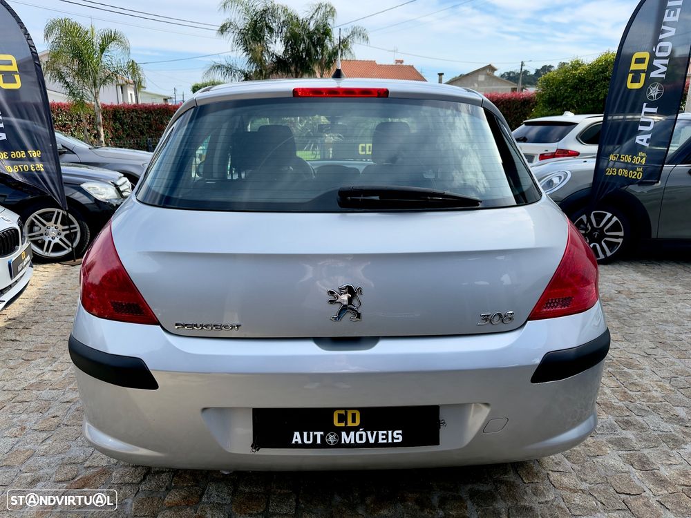 Peugeot 308 1.6 HDi Executive - 21