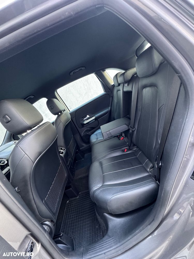 Mercedes-Benz B 180 - 7