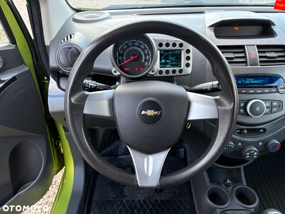 Chevrolet Spark 1.0 LS+ - 32