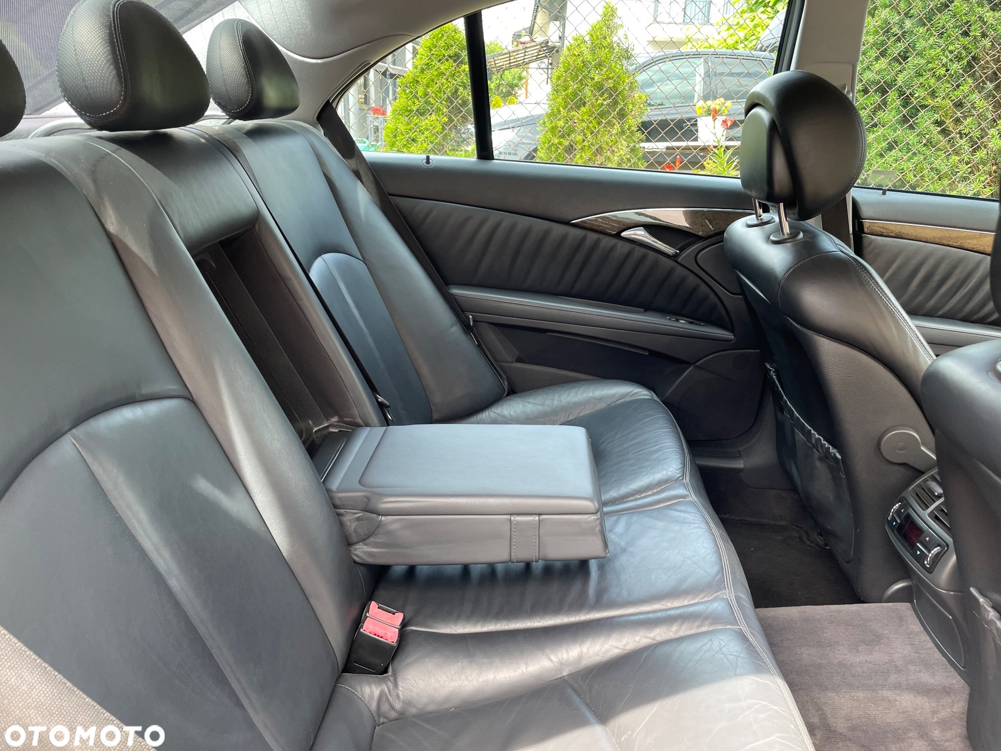 Mercedes-Benz Klasa E 280 CDI 4-Matic Avantgarde - 16