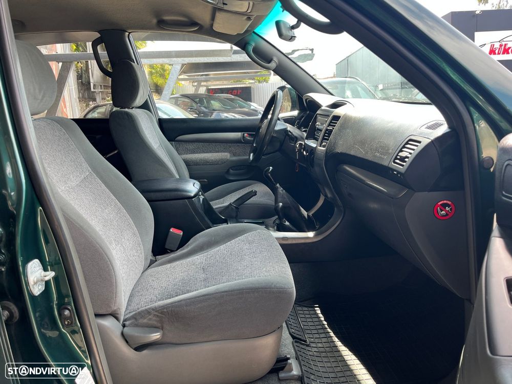 Toyota Land Cruiser 3.0 D-4D - 44