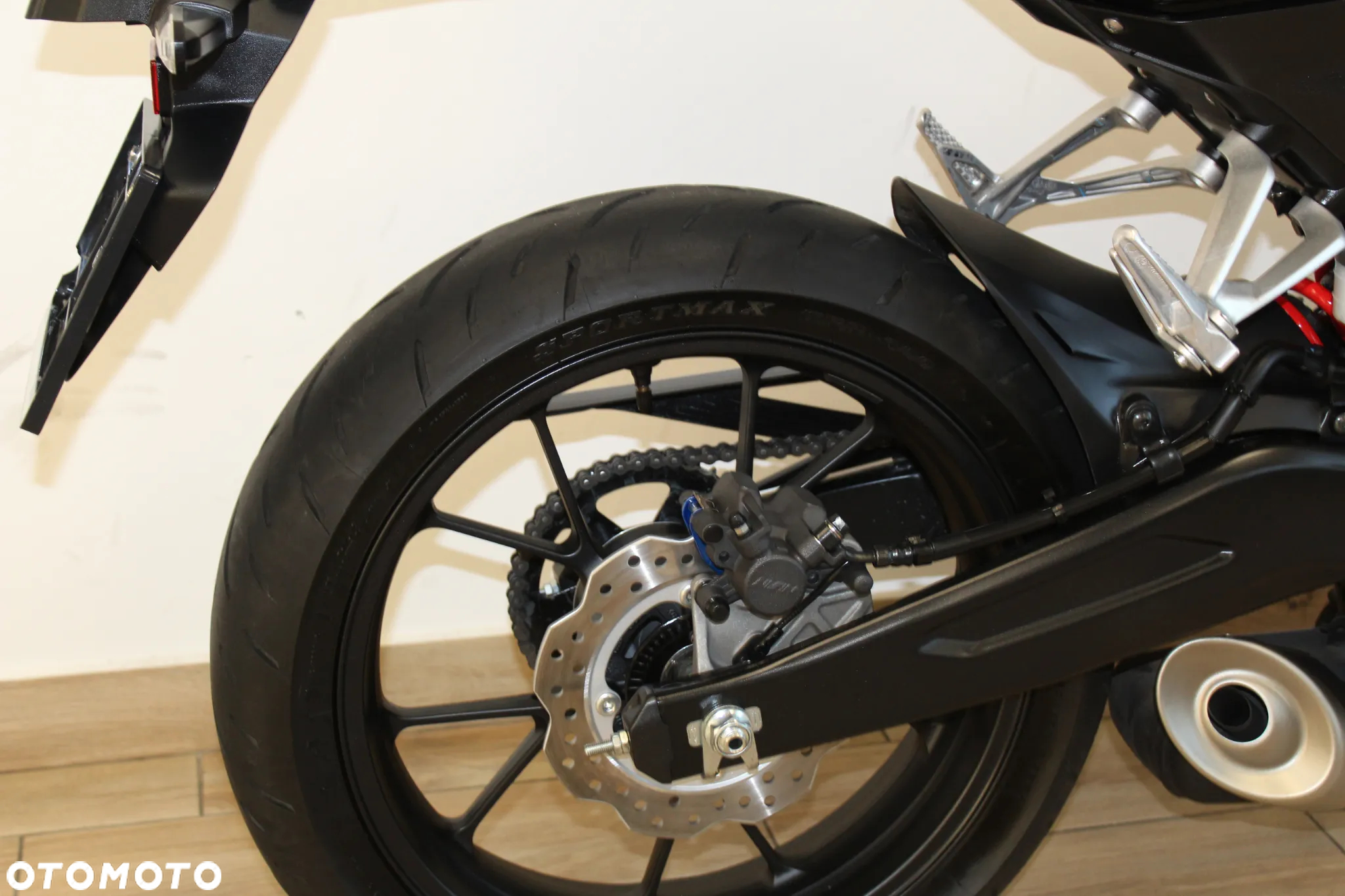 Honda CB - 8