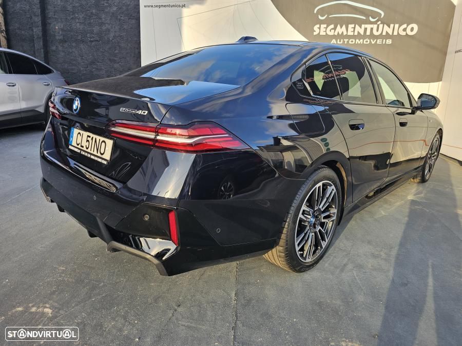 BMW i5 eDrive40 Pack Desportivo M - 13
