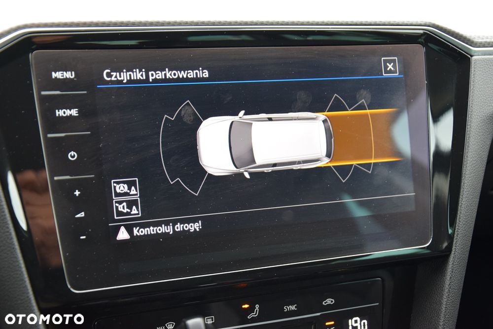 Volkswagen Passat Alltrack 2.0 TDI SCR DSG 4Motion - 24