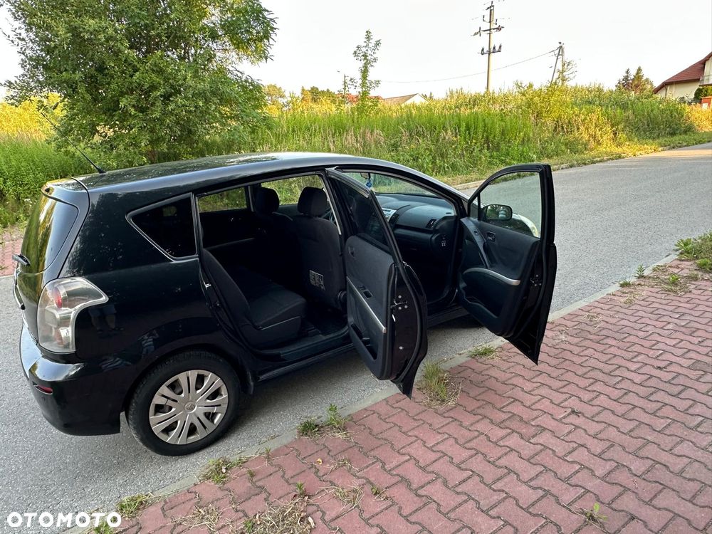 Toyota Corolla Verso 2.2 D-4D Sol - 12