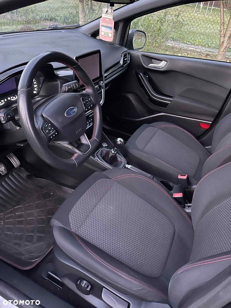 Ford Fiesta 1.5 TDCi S&S ST-LINE - 6