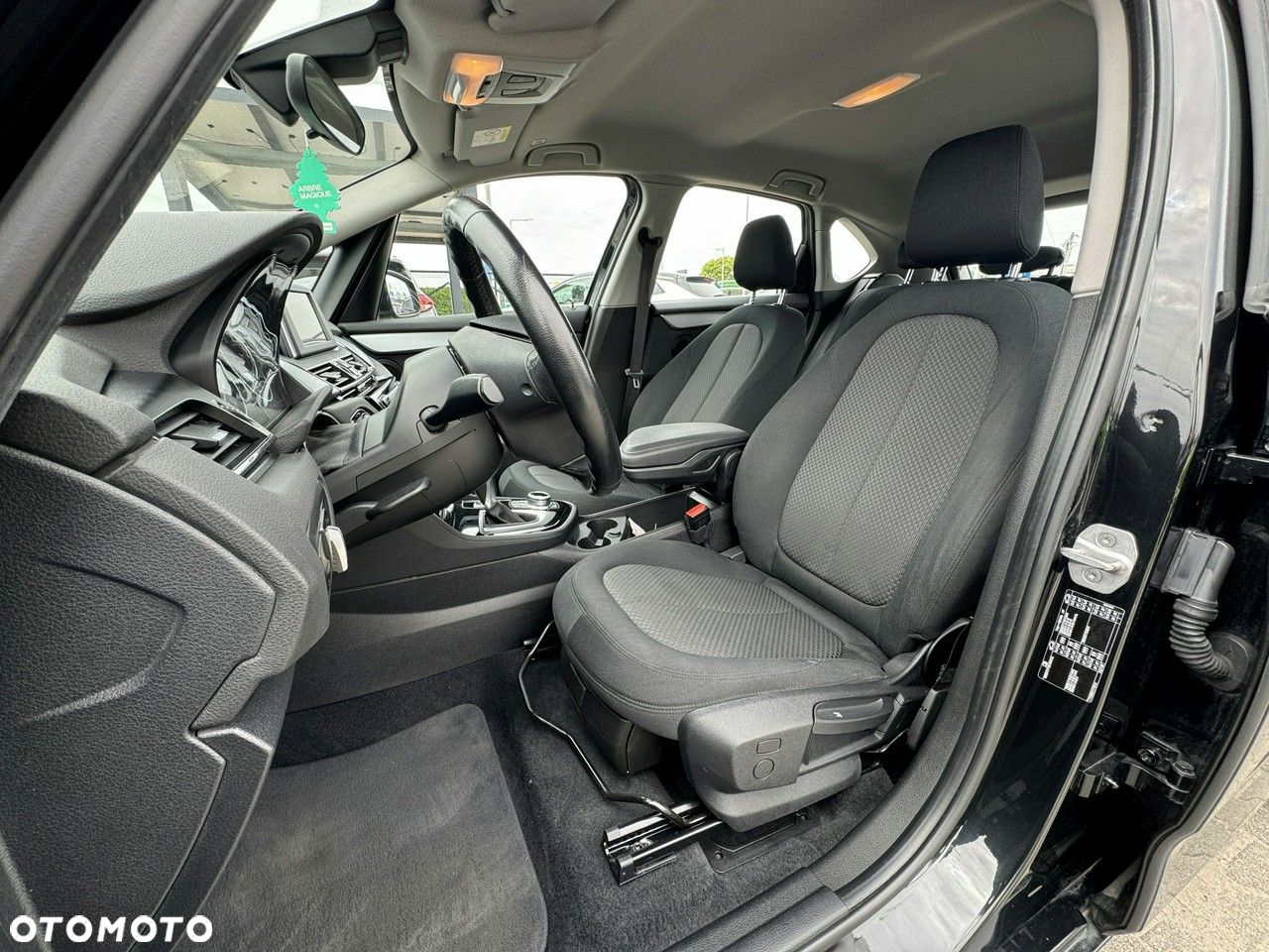 BMW Seria 2 - 17