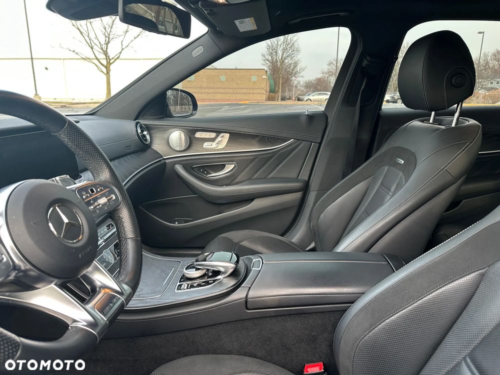 Mercedes-Benz Klasa E 300 9G-TRONIC AMG Line - 14