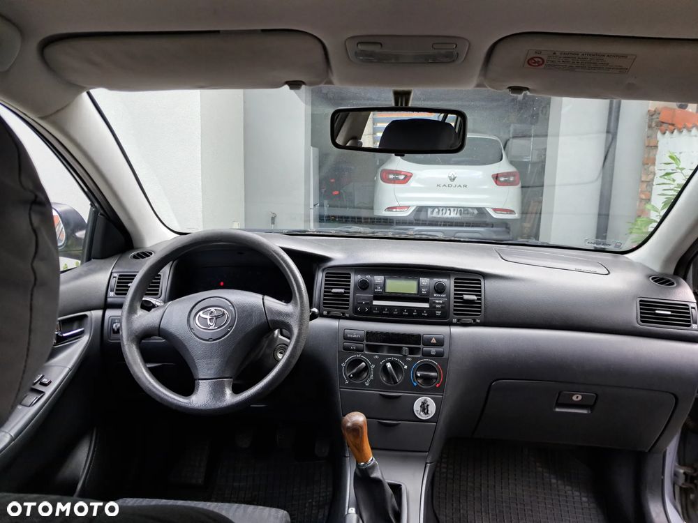 Toyota Corolla 1.4 VVT-i Terra - 4