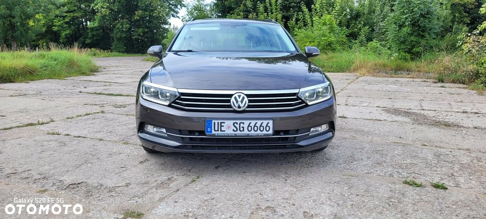 Volkswagen Passat 2.0 TDI (BlueMotion Technology) Comfortline - 2
