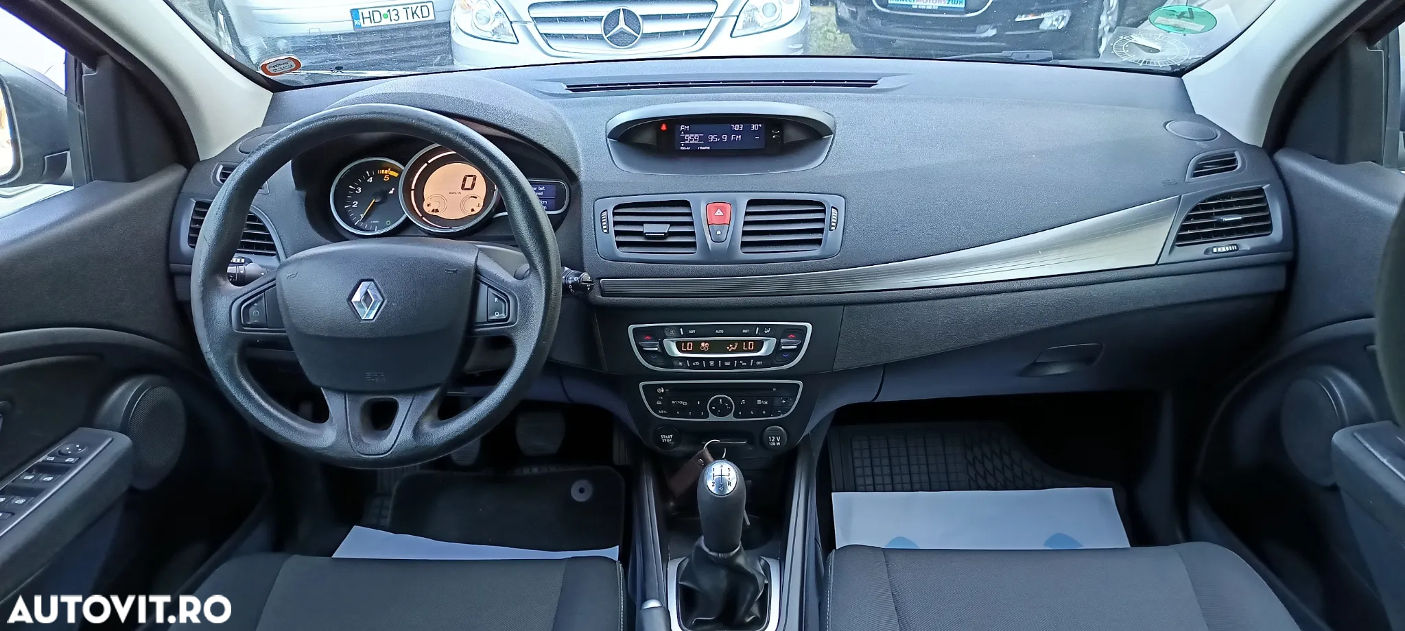 Renault Megane ENERGY dCi 90 EXPERIENCE - 8