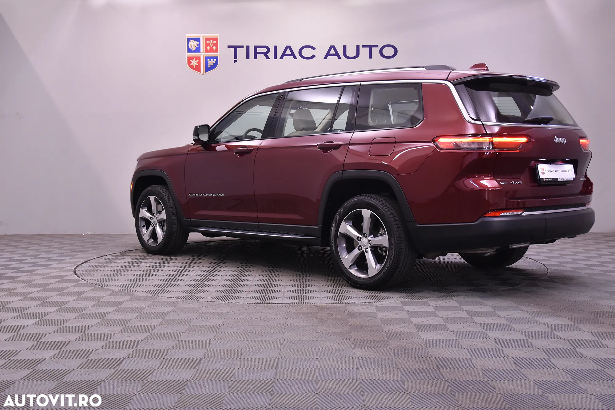 Jeep Grand Cherokee - 3