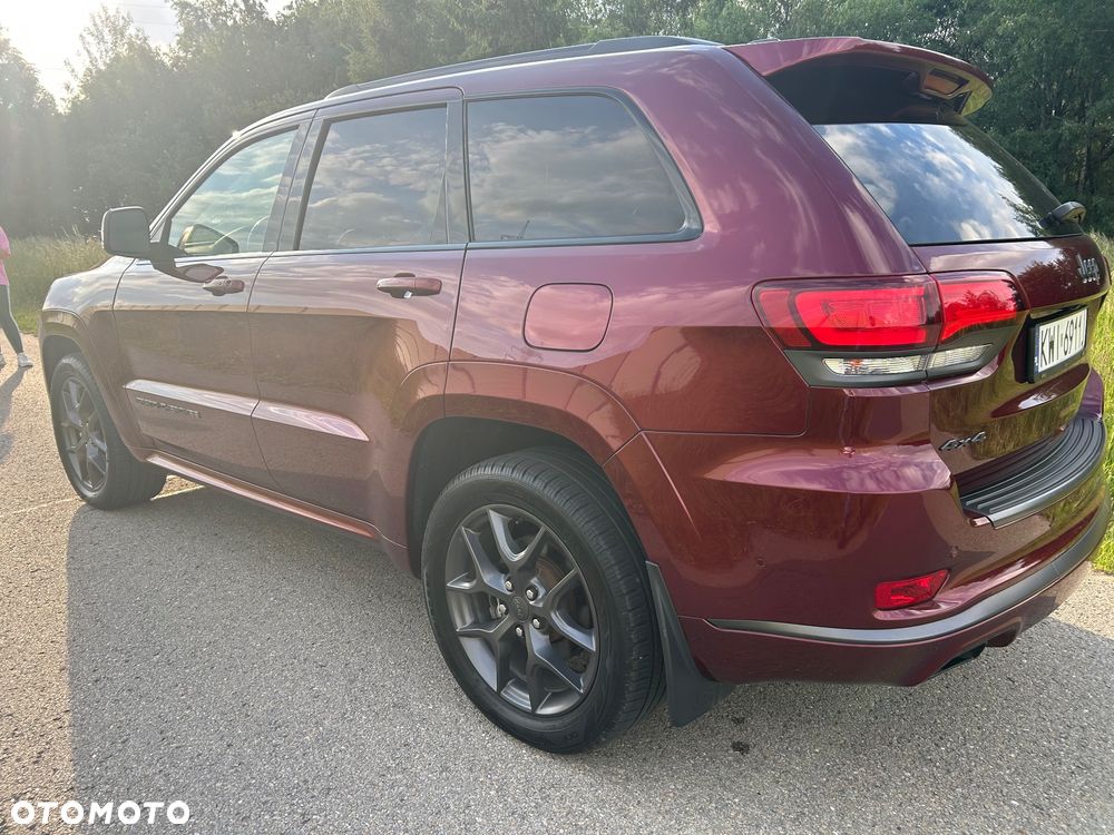 Jeep Grand Cherokee - 18