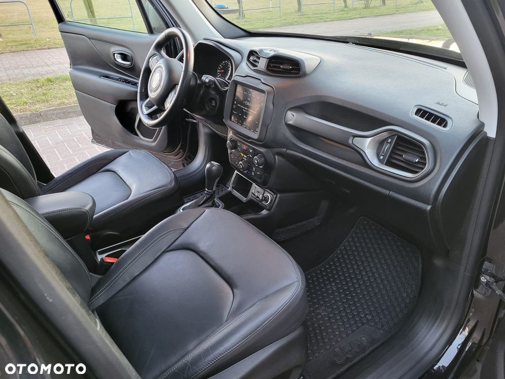Jeep Renegade - 28