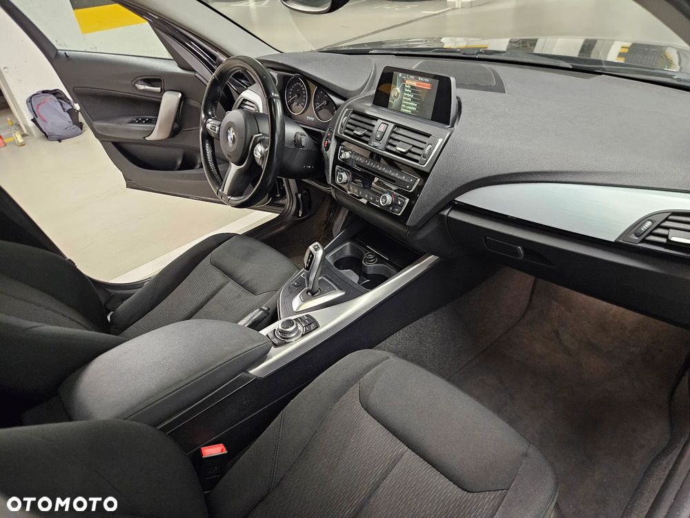 BMW Seria 1 120i Advantage sport - 21