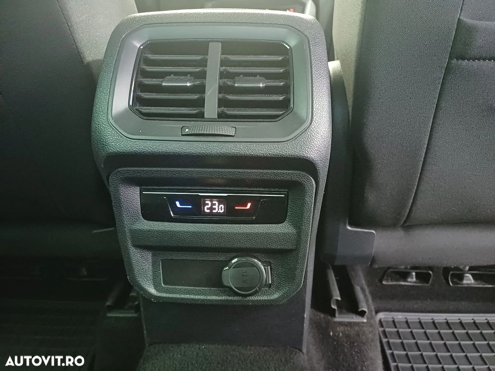Volkswagen Tiguan 2.0 TDI SCR DSG 4Motion Life - 32