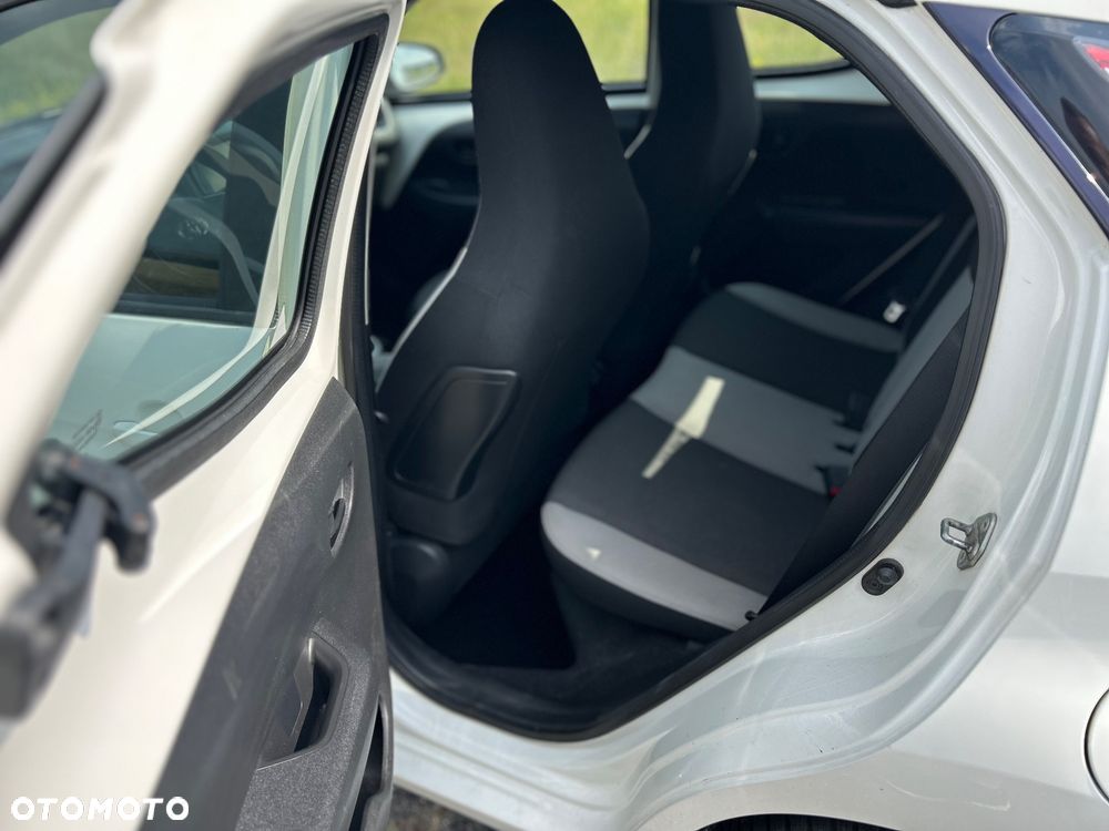 Toyota Aygo - 16