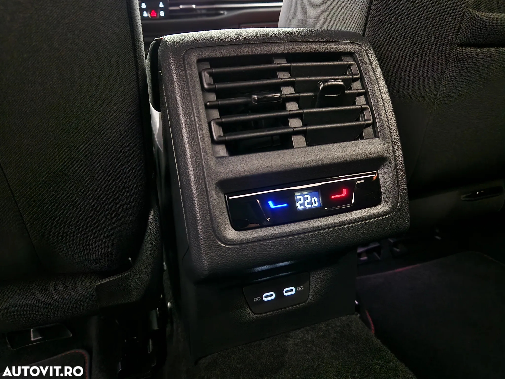 Volkswagen Golf 2.0 TSI DSG GTI - 29