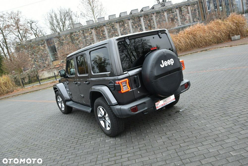Jeep Wrangler Unlimited GME 2.0 Turbo Sahara - 19