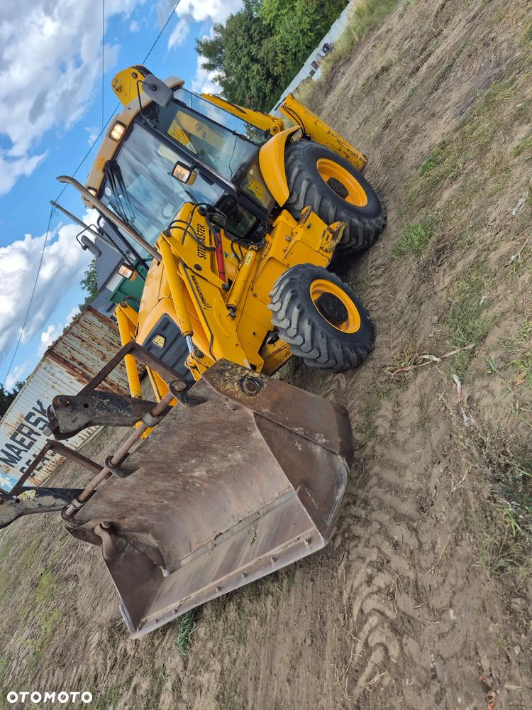 JCB 3cx na Rrównych kołach 4cx - 5