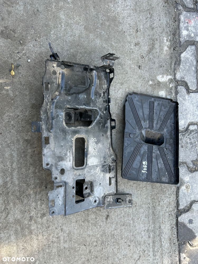 Peugeot 3008 II podstawka pod akumulator C5 Aircross - 1