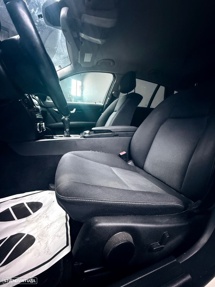 Mercedes-Benz C 220 Station CDI DPF Avantgarde - 10