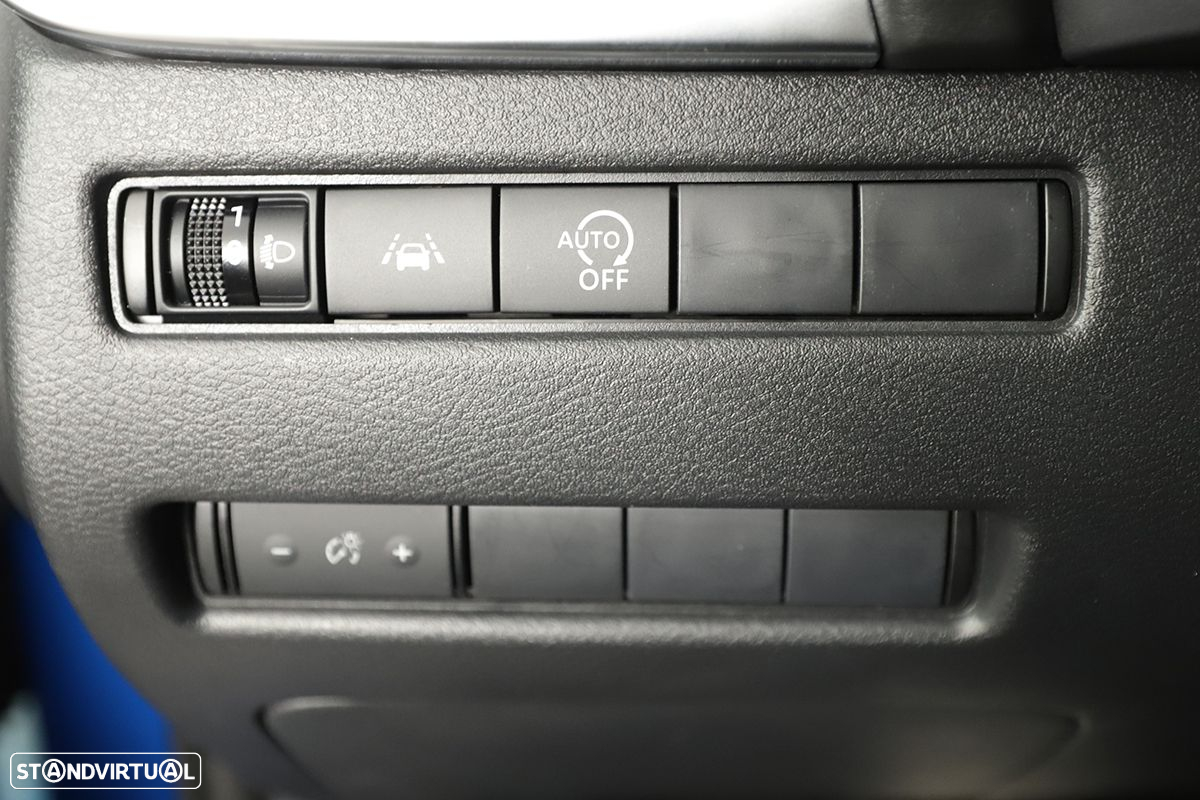 Nissan Qashqai 1.3 DIG-T N-Connecta - 19