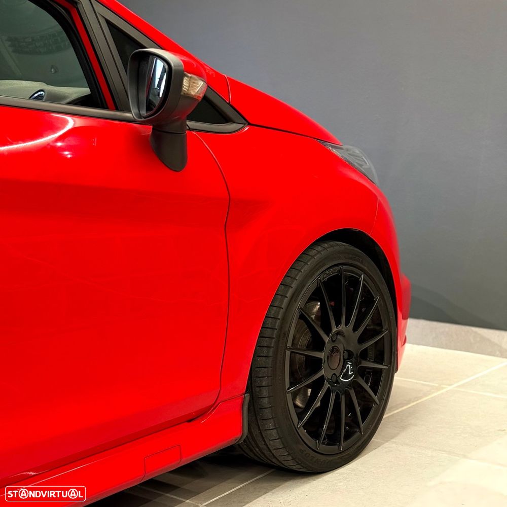 Ford Fiesta 1.6 T ST - 6
