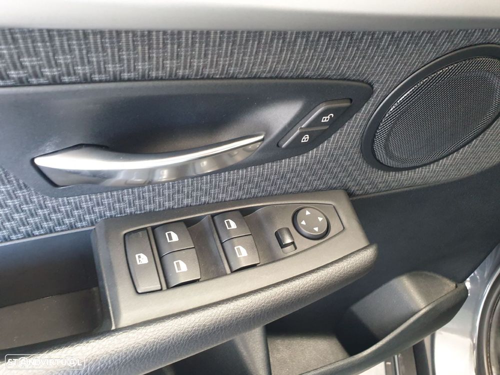 BMW 216 Active Tourer d Advantage - 16