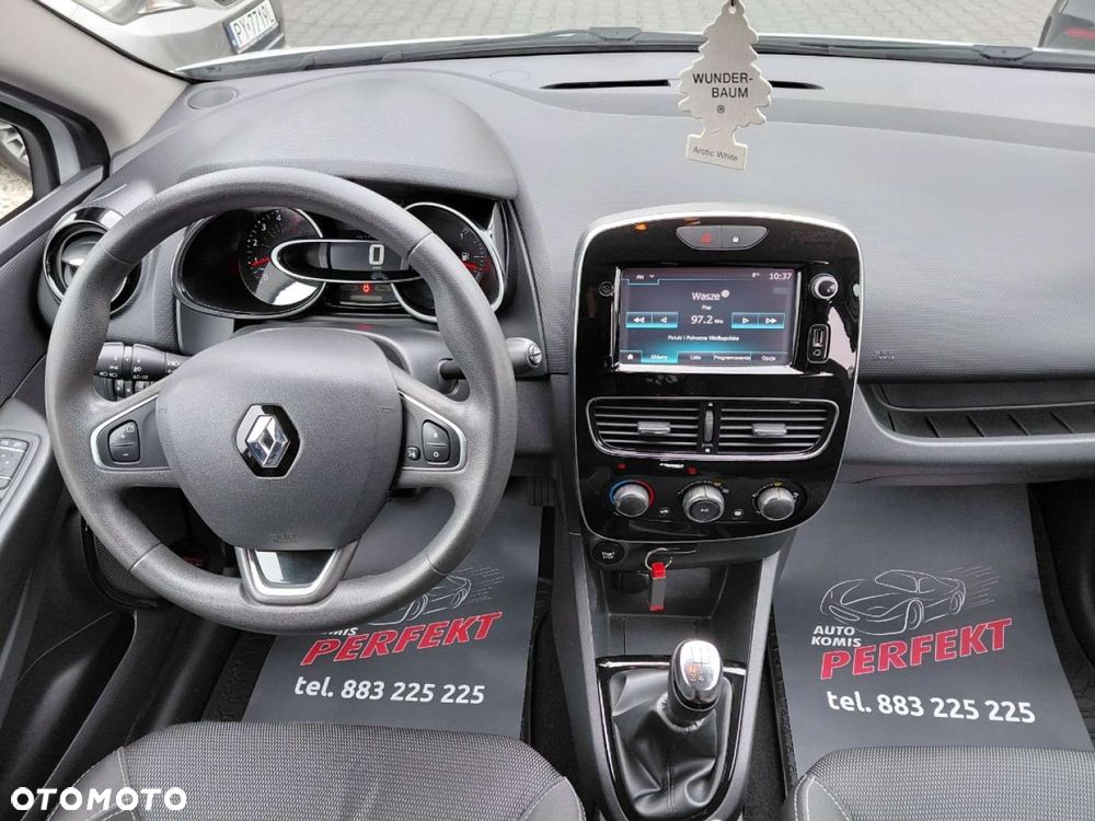 Renault Clio - 17
