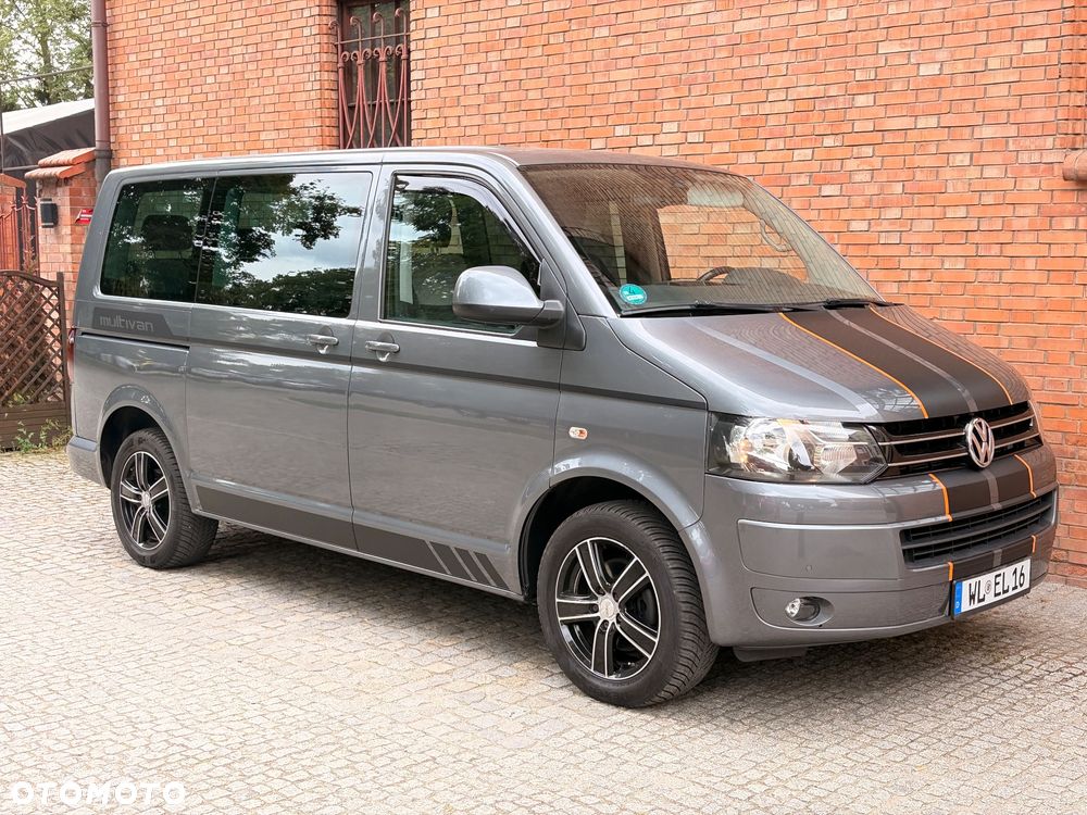Volkswagen Multivan - 8