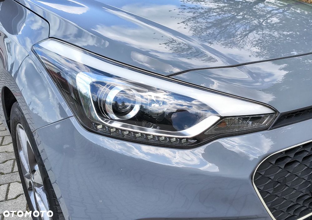 Hyundai i20 - 11