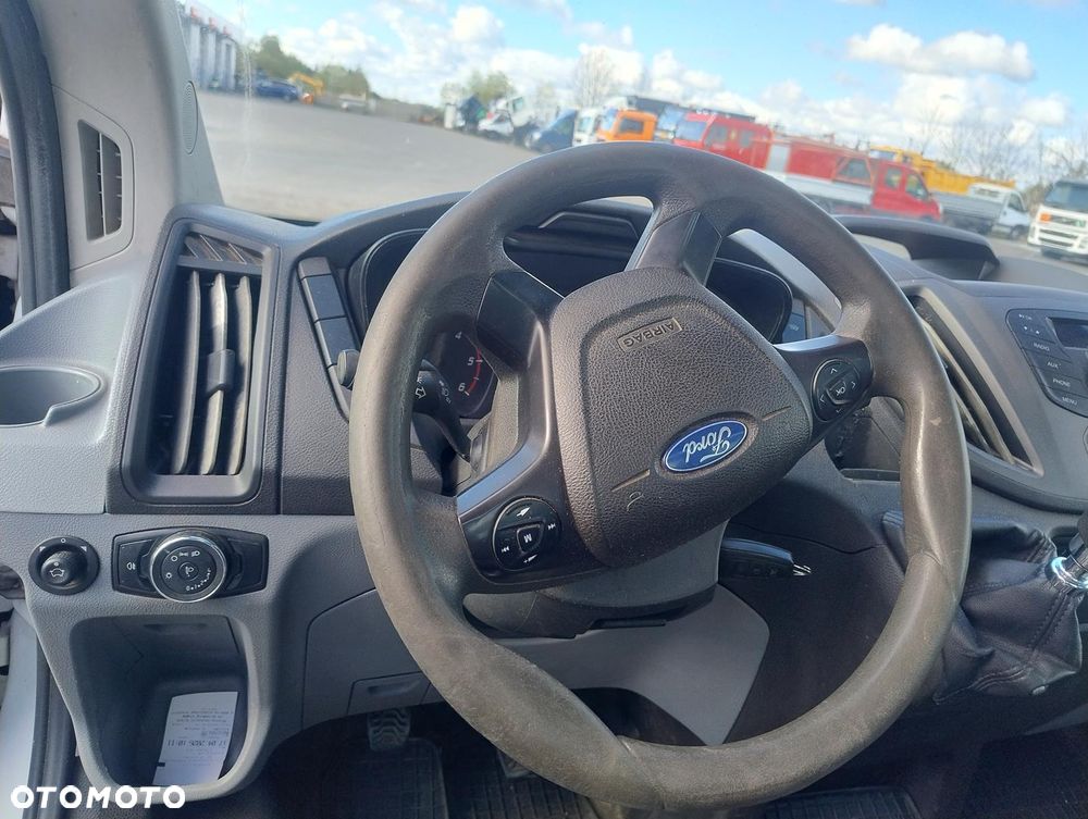 Ford Transit - 5