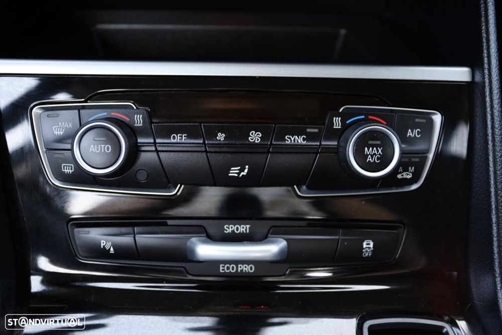 BMW 218 Active Tourer d Advantage - 9