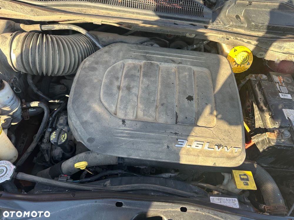 Chrysler Town & Country 3.6 Touring - 10