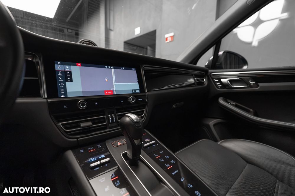 Porsche Macan - 18