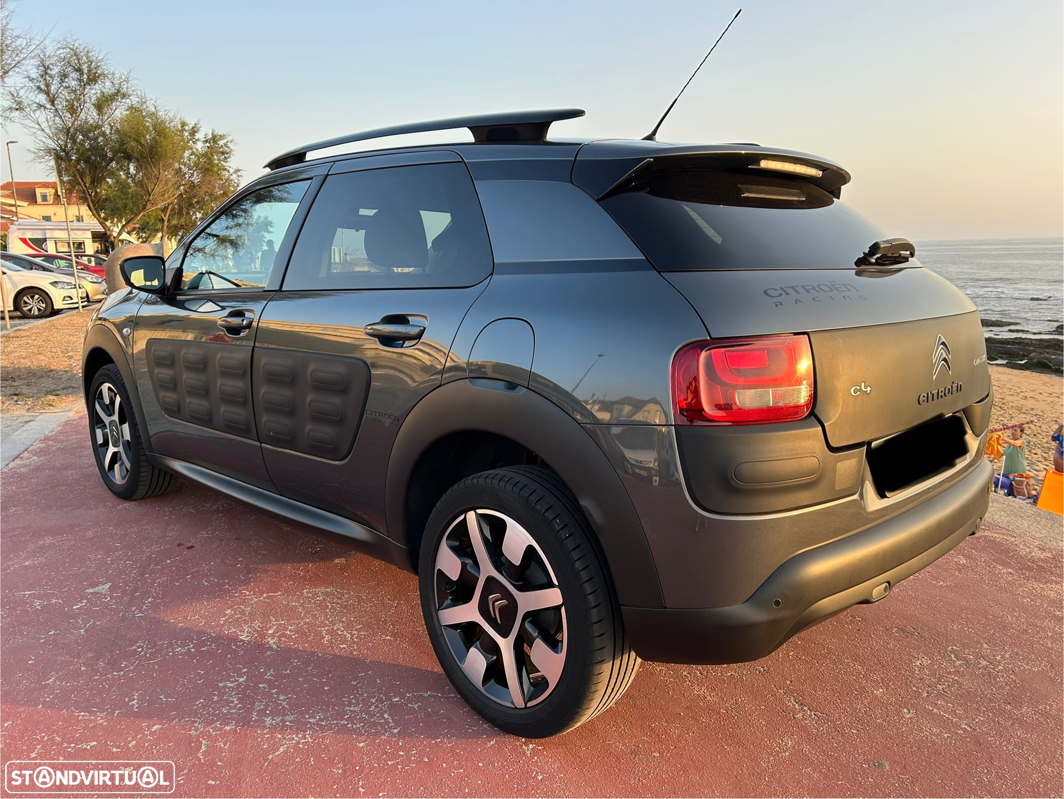Citroën C4 Cactus 1.6 BlueHDi Feel Business - 8